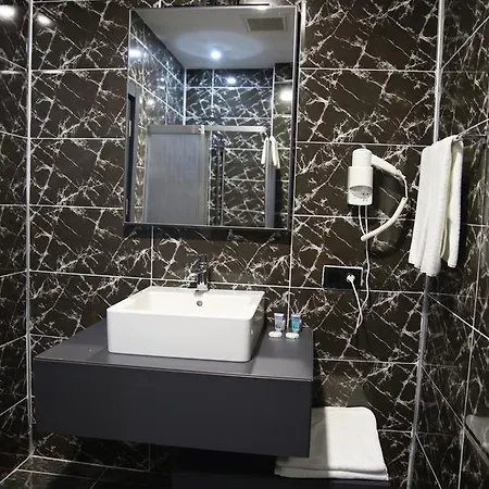 Euphoria Apartments Batumi Exterior photo